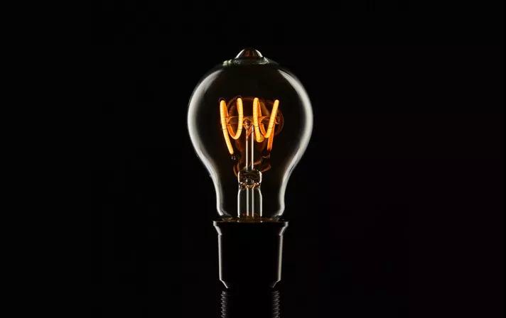 创新LED灯！这家英国公司推出了可调色温的LED灯丝灯